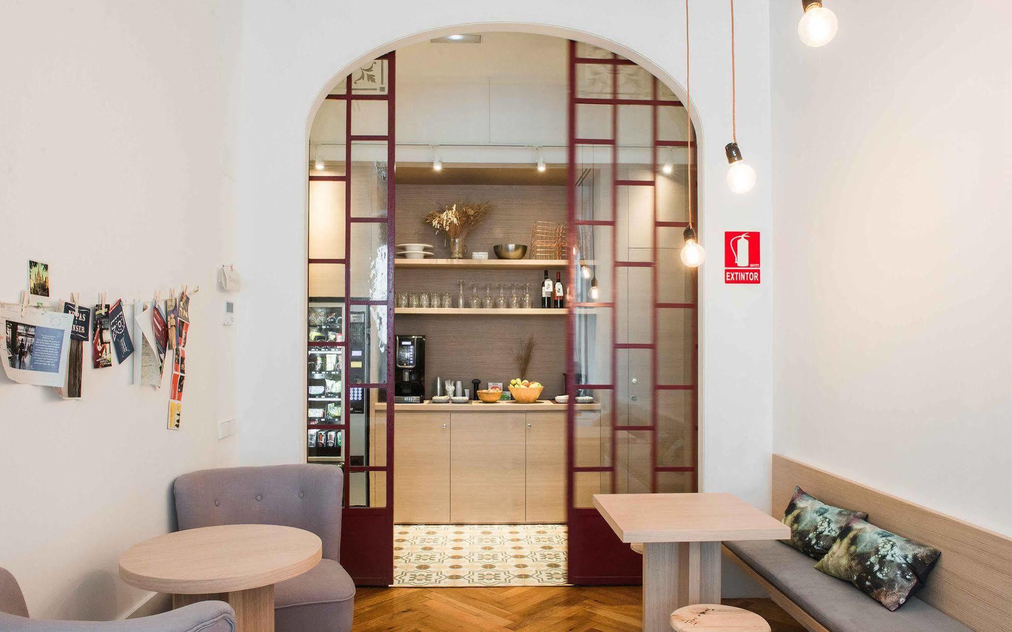 Casa Mathilda Bed & Breakfast Barcelona Exterior foto