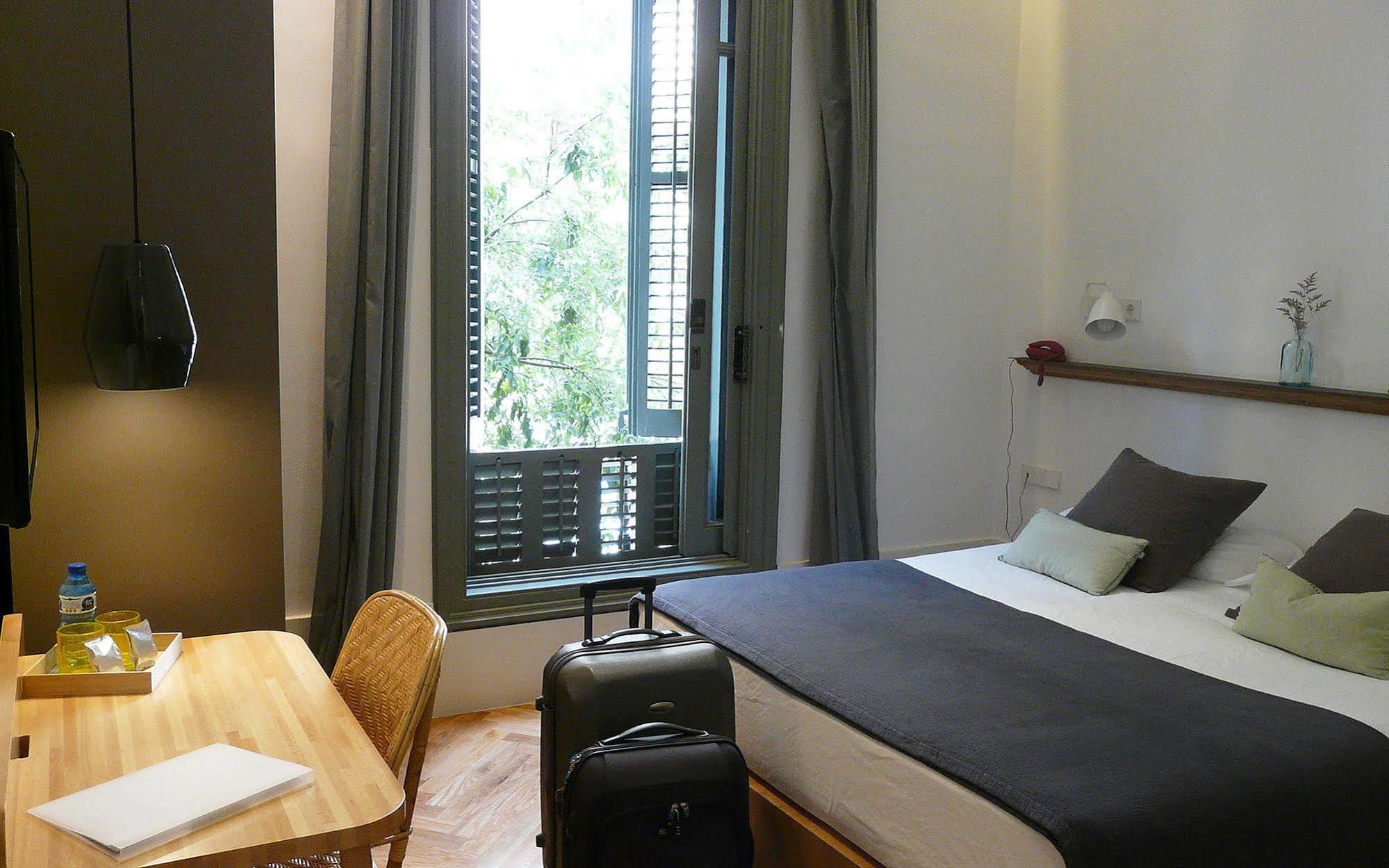 Casa Mathilda Bed & Breakfast Barcelona Exterior foto