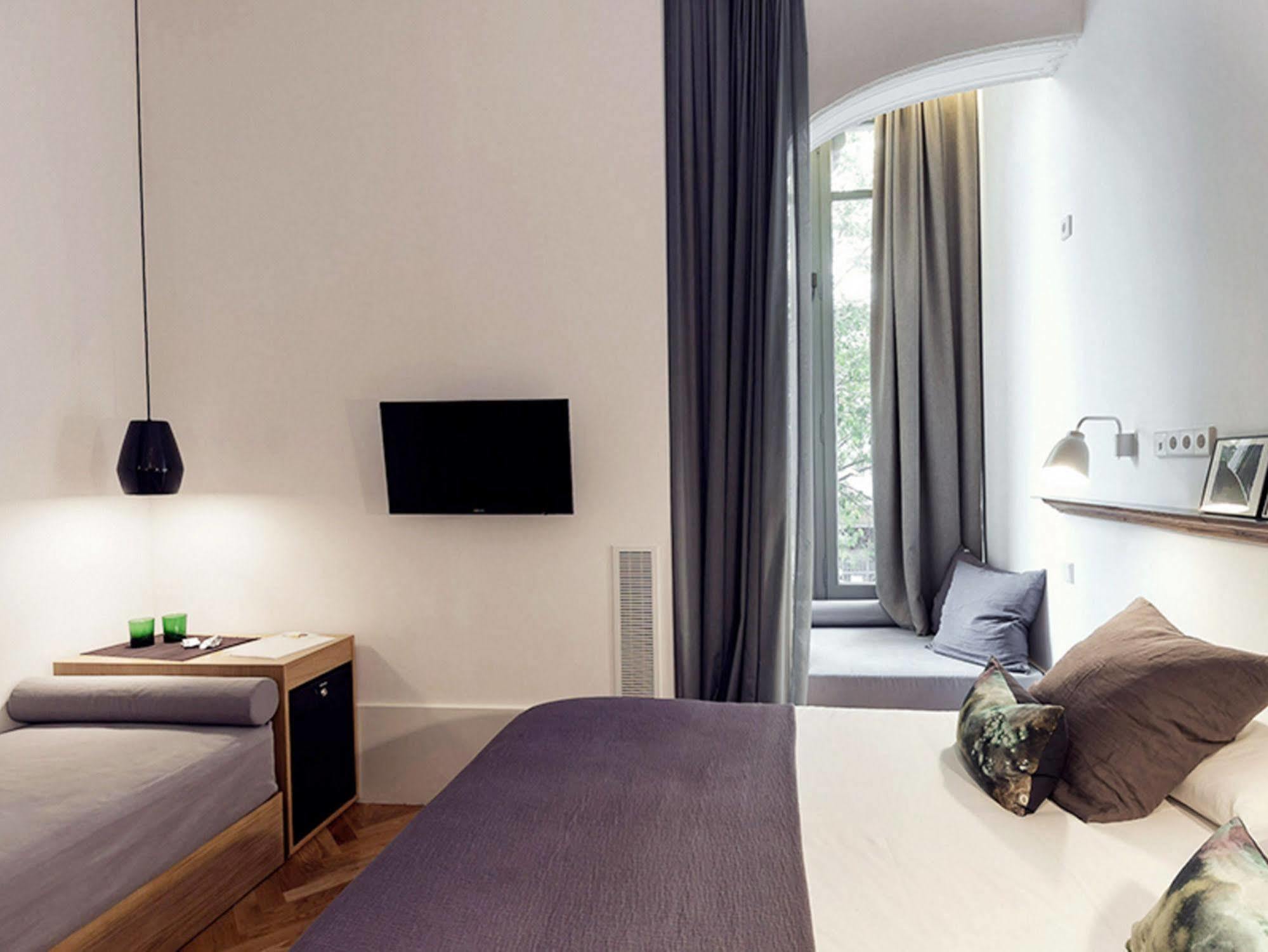 Casa Mathilda Bed & Breakfast Barcelona Exterior foto