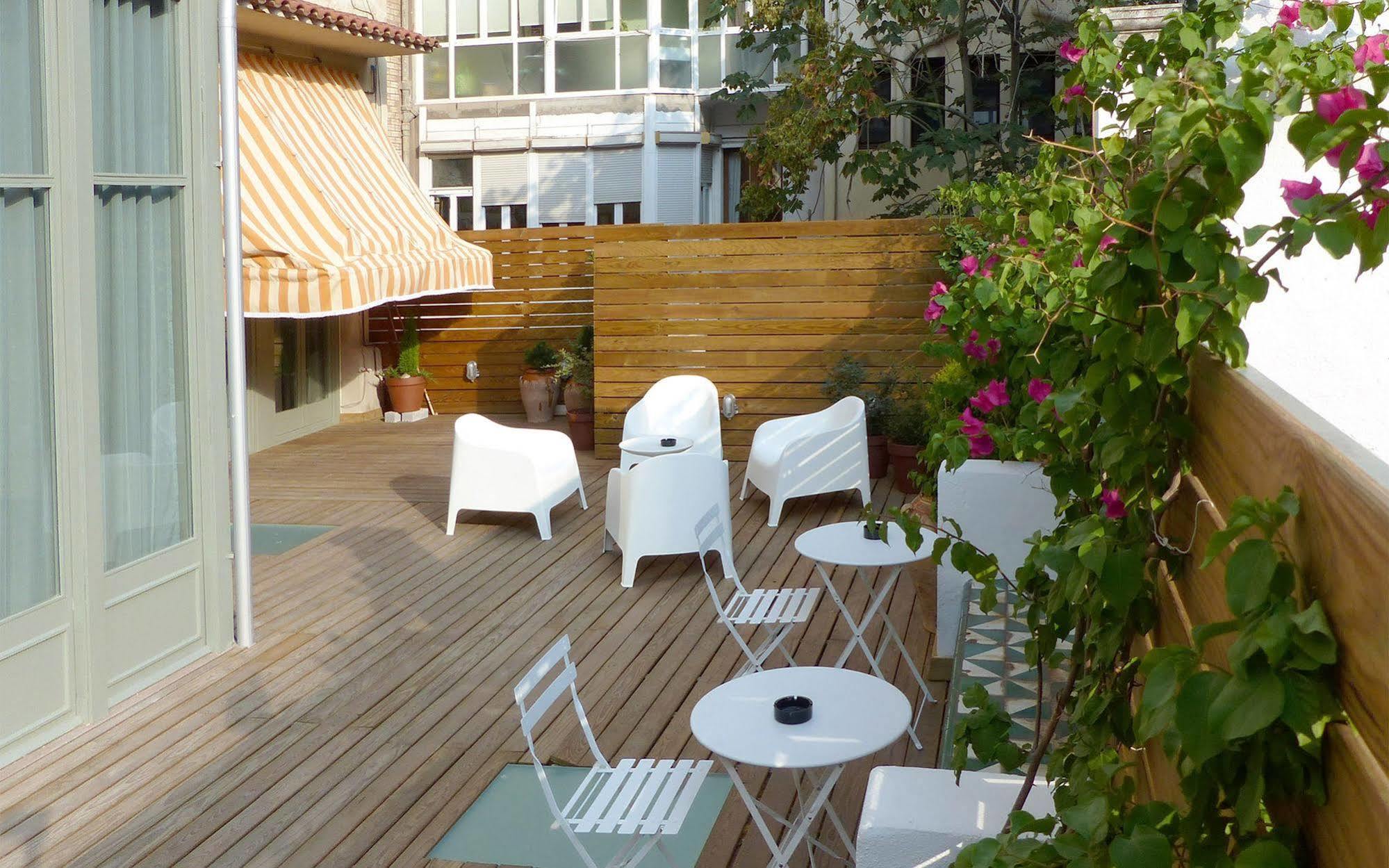 Casa Mathilda Bed & Breakfast Barcelona Exterior foto