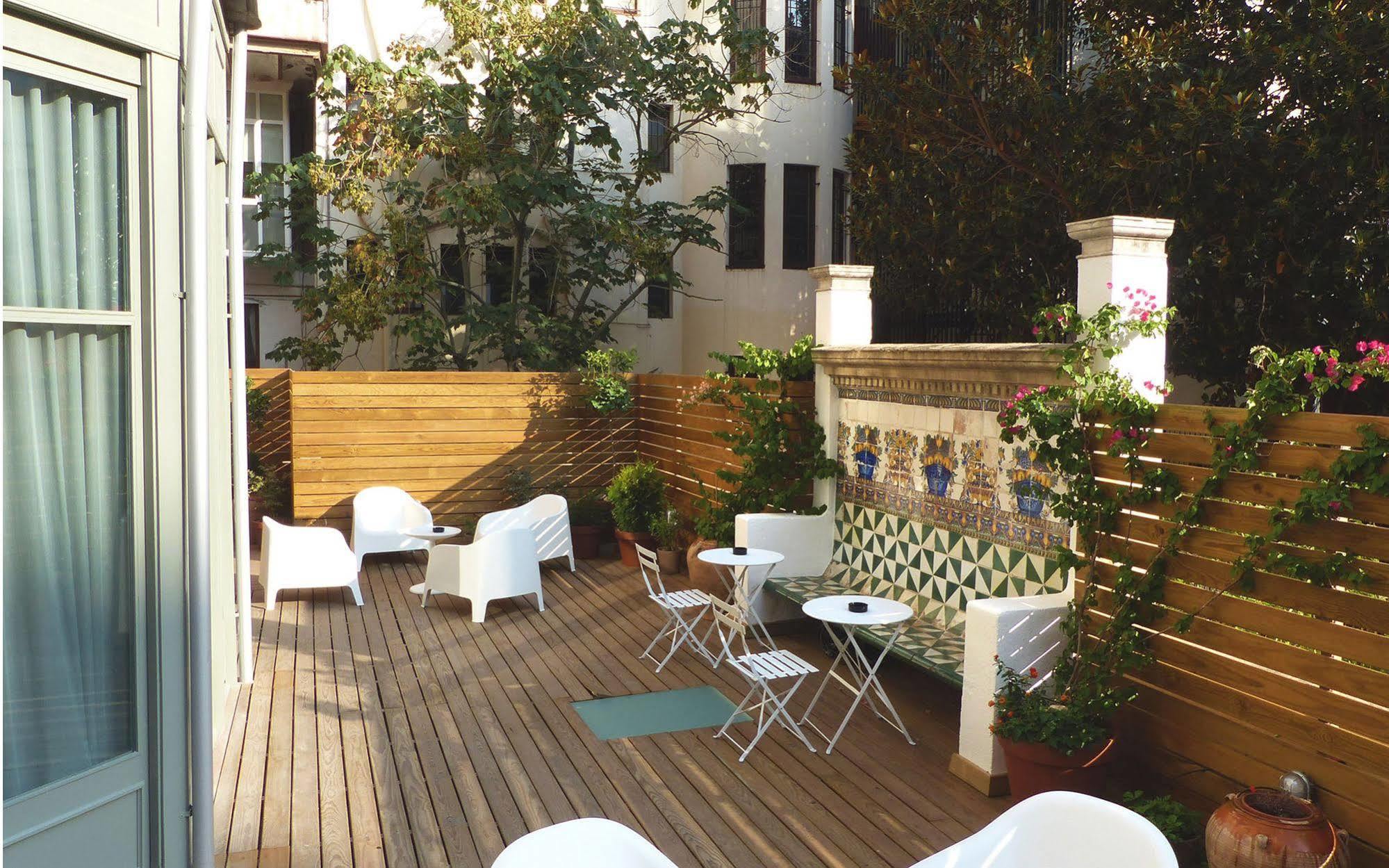 Casa Mathilda Bed & Breakfast Barcelona Exterior foto