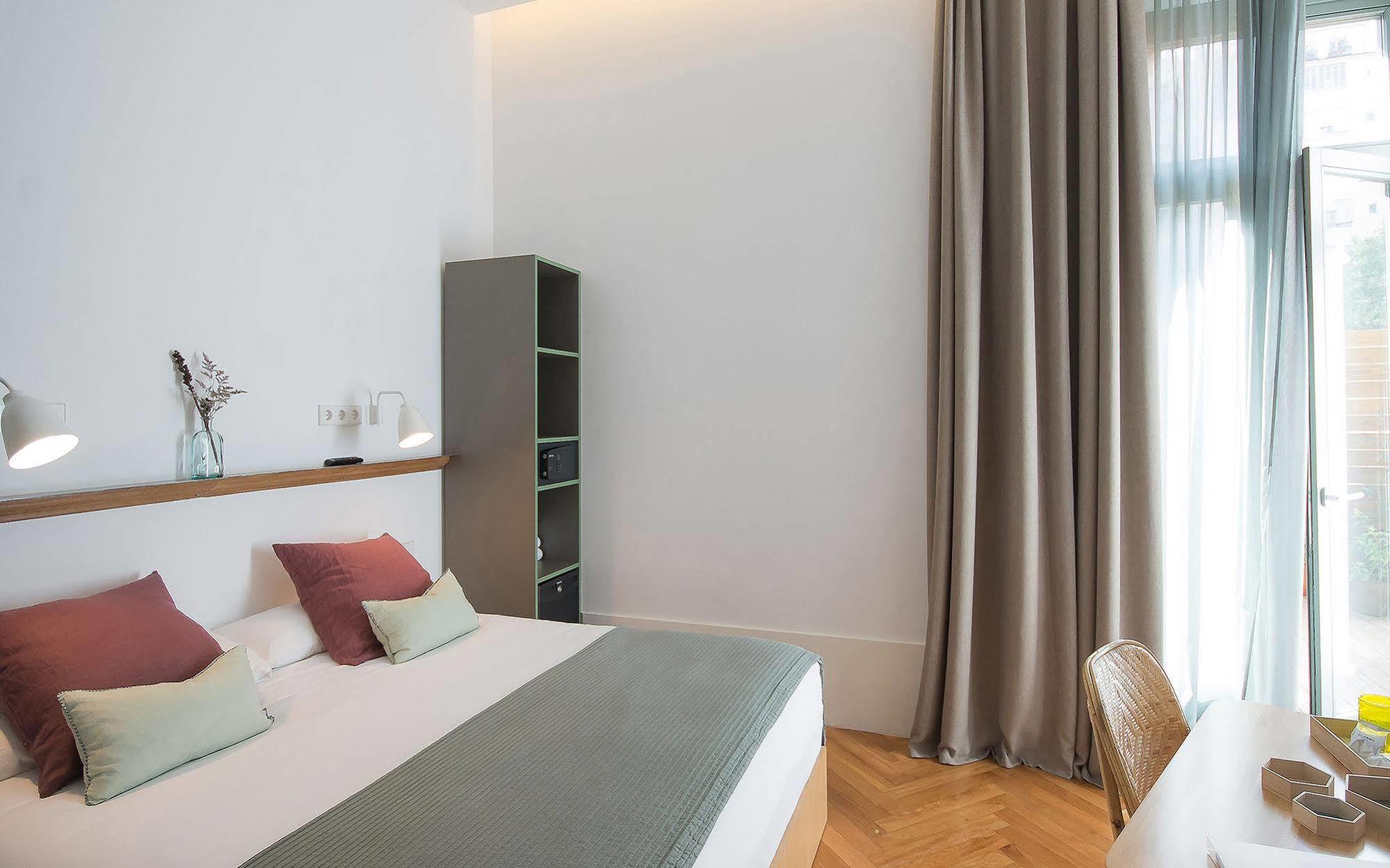 Casa Mathilda Bed & Breakfast Barcelona Exterior foto