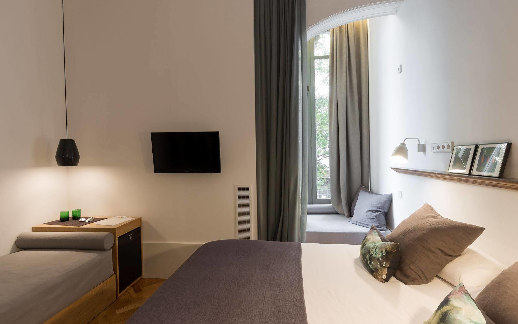 Casa Mathilda Bed & Breakfast Barcelona Exterior foto